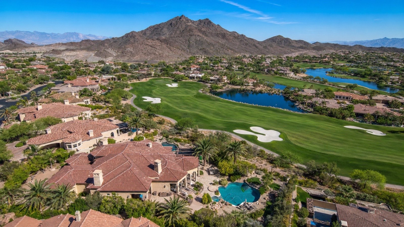 Anthem Country Club guard-gated golf community Henderson — luxury golf living 2026